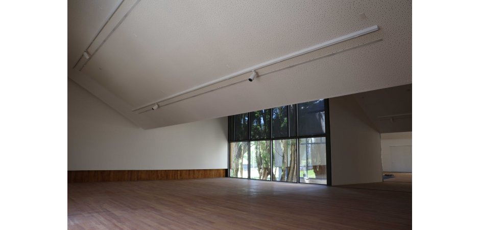 Cleaneo cielo sala exhibición