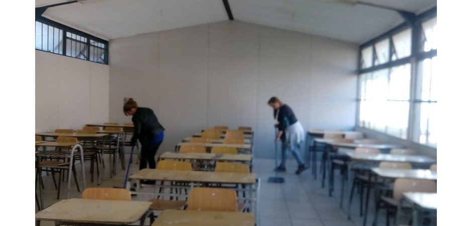 Apoderados trabajando