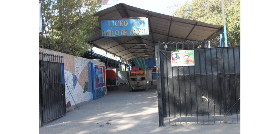 Entrada Liceo Pablo de Rokha